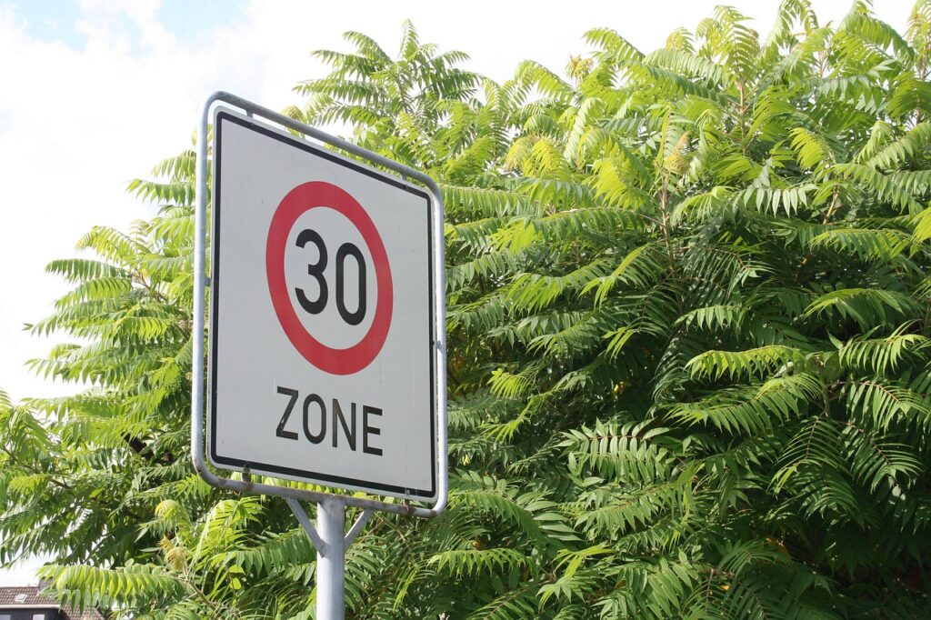 婚活アプリを利用した30代のオフ会経験談とは？